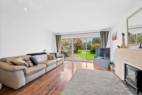 4 bedroom detached house for sale, Ashley Road, WALTON-ON-THAMES, KT12