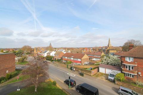 12 Orchard Court, Wallington, SM6 0AN