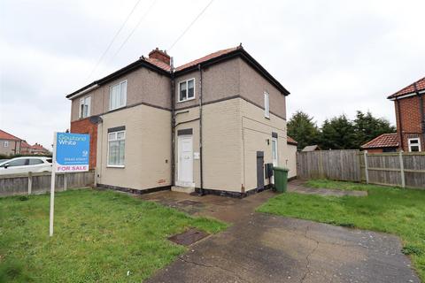 3 bedroom semi-detached house for sale - Hamilton Road, Stockton-On-Tees, TS19 0EH