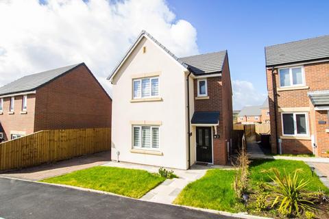 3 bedroom detached house for sale, Lavender avenue, Darwen