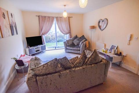 2 bedroom flat for sale, Merchants Court, Leonard Place, Bingley