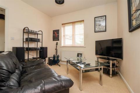 1 bedroom flat for sale, Holders Close, Billingshurst
