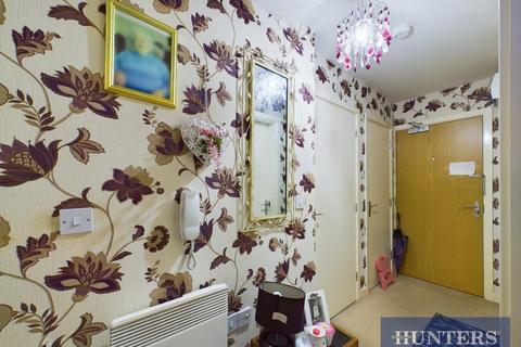 2 bedroom apartment for sale, Cloisters Mews, Bridlington