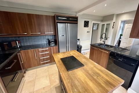 53 Barfields, Loughton, IG10 3JH