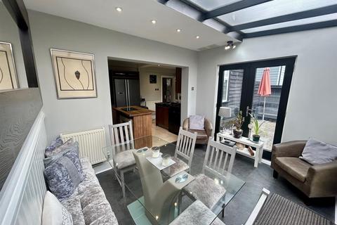 53 Barfields, Loughton, IG10 3JH
