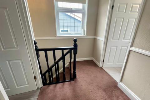 53 Barfields, Loughton, IG10 3JH