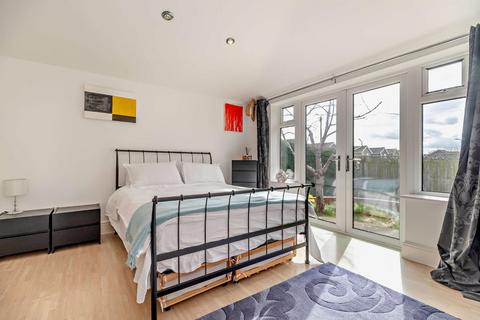 4 bedroom house for sale, Kielder Oval, Harrogate, HG2 7HQ