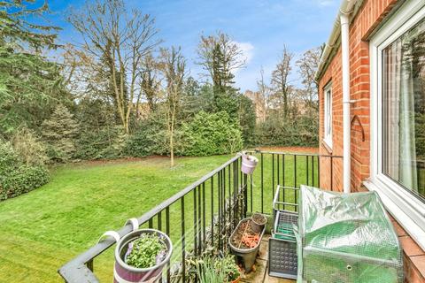 2 bedroom apartment for sale, Riseborough House, Rawcliffe Lane, York