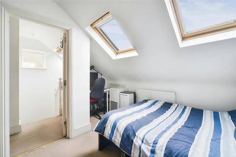 3 bedroom flat for sale, Stanton Road, West Wimbledon SW20