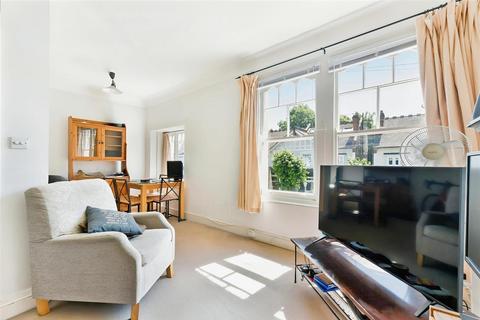 3 bedroom flat for sale, Stanton Road, West Wimbledon SW20