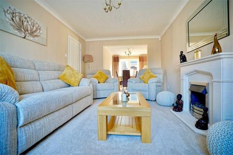 4 bedroom detached house for sale, Chamberlain Way, St Neots, Cambridgeshire PE19