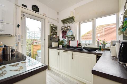 2 bedroom semi-detached bungalow for sale, Parker Road, Hastings