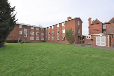 1 bedroom in a house share to rent, Room 1 Martindale Court