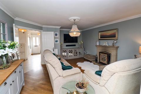 44 Chineham Close, Fleet, GU51 1BF