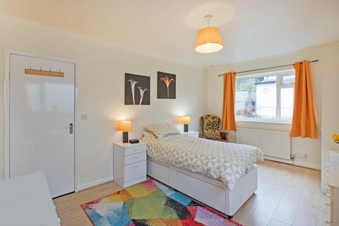 88 Bolling Road, Ilkley, LS29 8QQ