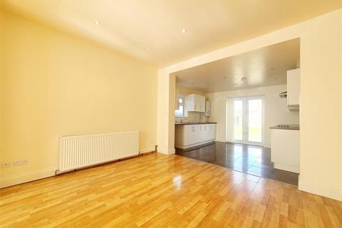 3 bedroom house to rent - Town Road, London