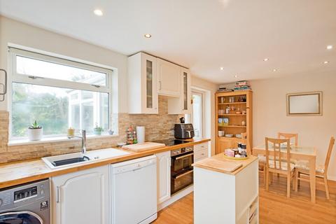 3 bedroom townhouse for sale - Mayfield Gardens, Ilkley LS29