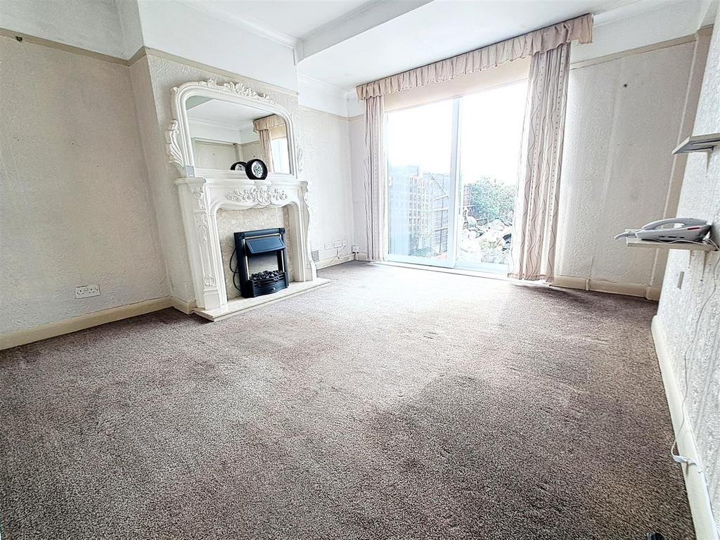 Elmay Road, Sheldon, Birmingham 3 bed semidetached bungalow for sale £195,000