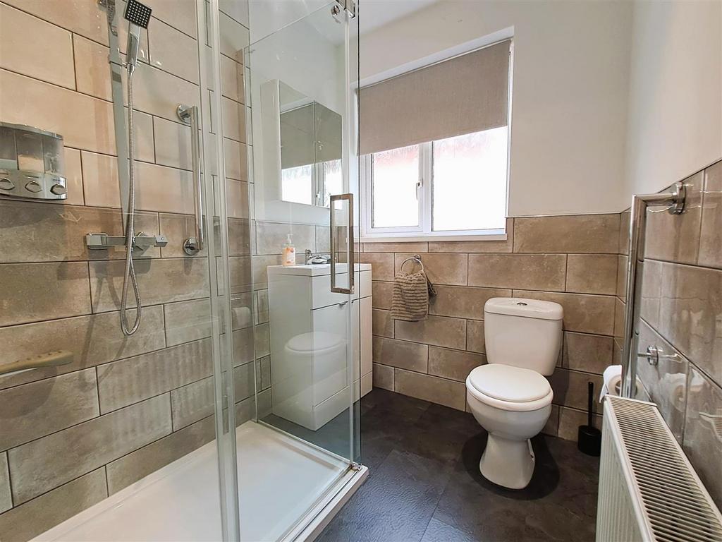 Re Fitted Shower Room