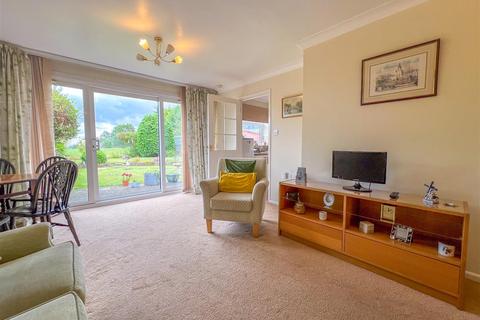 2 bedroom detached bungalow for sale, Arran Close, Nuneaton