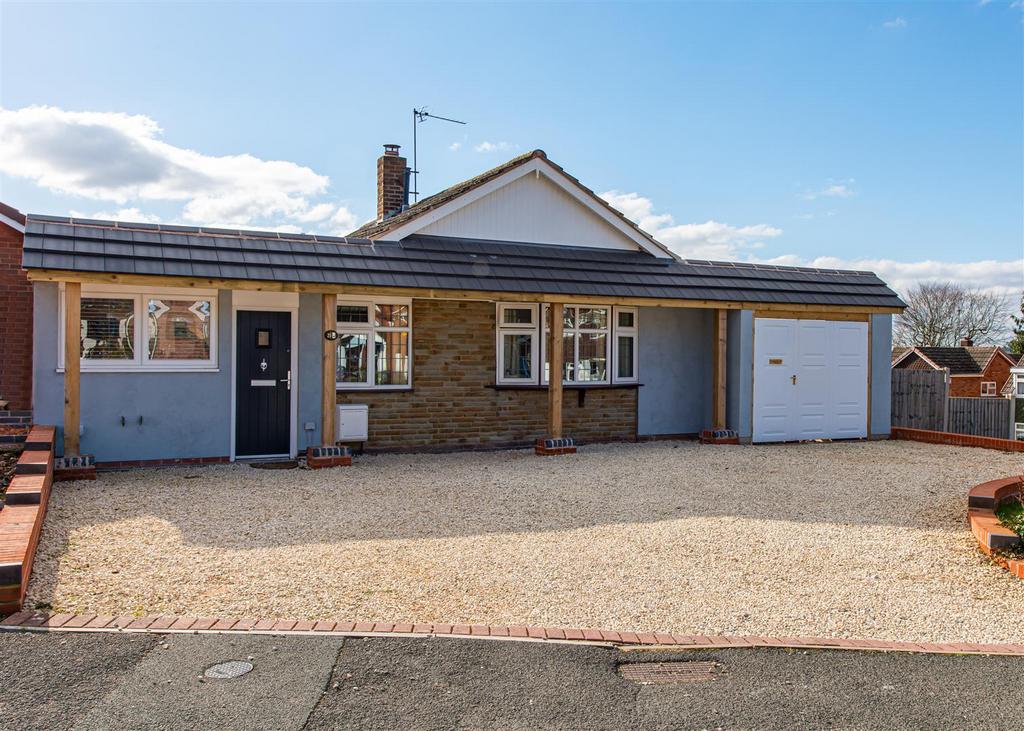21 Uplands Drive, Wombourne... 2 bed detached bungalow for sale £350,000