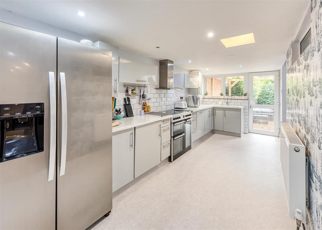 21 Uplands Drive, Wombourne... 2 bed detached bungalow for sale £350,000