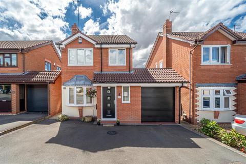 3 bedroom detached house for sale, 23 Penleigh Gardens, Wombourne