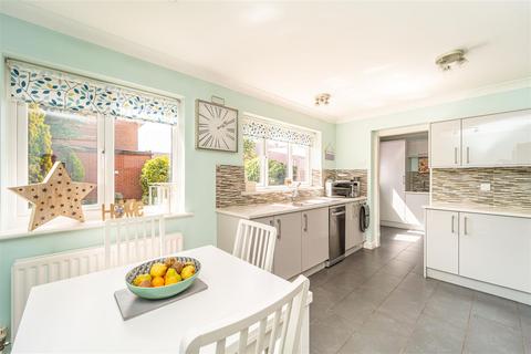 3 bedroom detached house for sale, 23 Penleigh Gardens, Wombourne