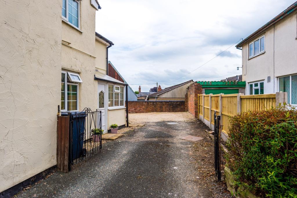Driveway.jpg