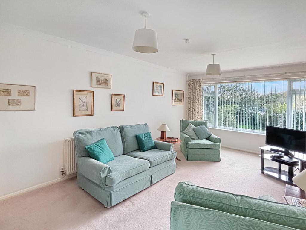 Springhill Close, Great Bromley, Colchester, CO7 2 bed detached bungalow for sale £325,000