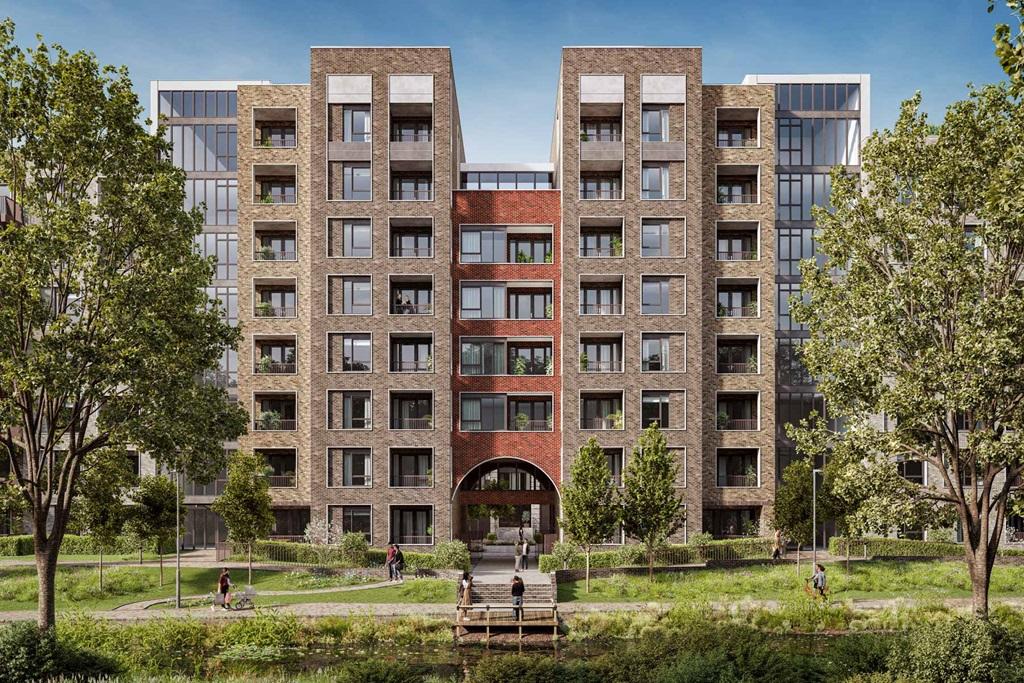 Located opposite King George's Park and River...