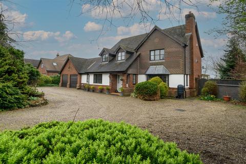 5 bedroom detached house for sale, Whittington Road, Gobowen, Oswestry