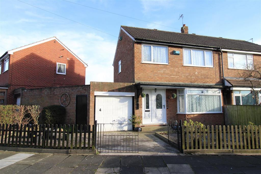 Maxwell Close, Darlington 3 bed semidetached house for sale £149,950
