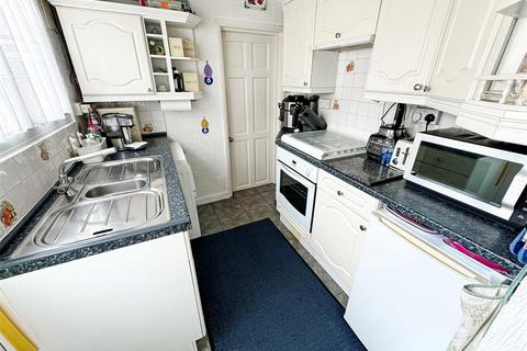 2 bedroom end of terrace house for sale, Beaconsfield Road, Littlehampton BN17