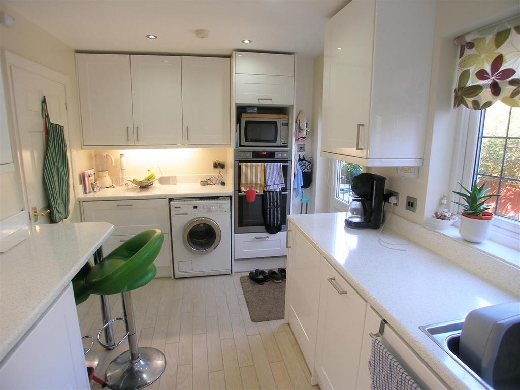 Fitted Kitchen