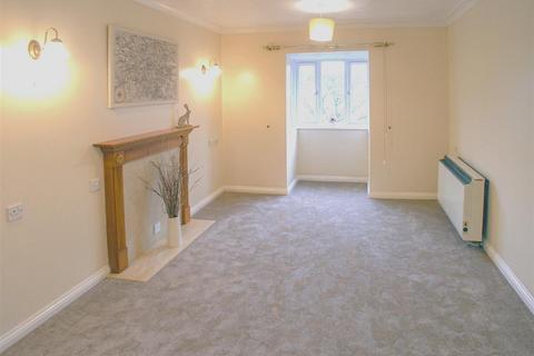 2 bedroom retirement property for sale, St Catherine's Court, Bishop's Stortford CM23