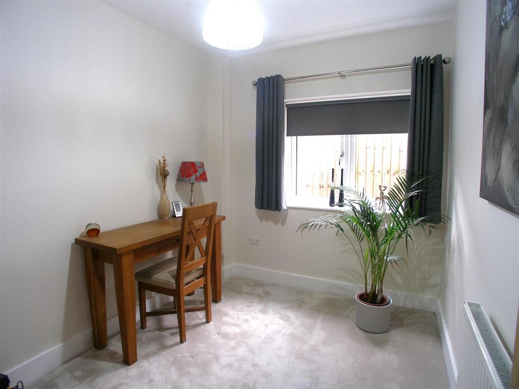 Study/Bedroom 4