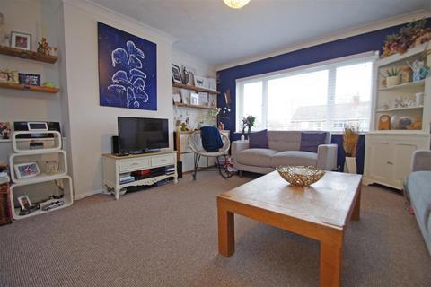 2 bedroom flat for sale, Bradstocks Way, Sutton Courtenay