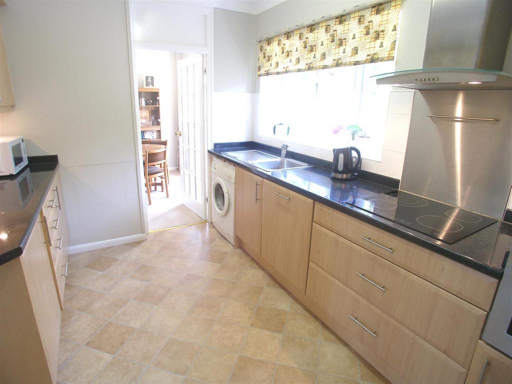 Fitted Kitchen