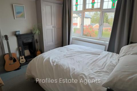 1 Sunnyhill, Burbage, Hinckley, LE10 2SB