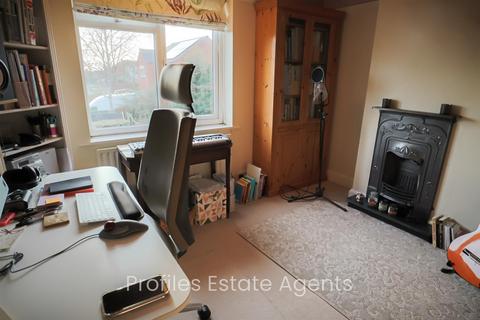 1 Sunnyhill, Burbage, Hinckley, LE10 2SB
