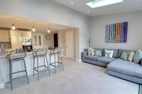 5 Brook Close, Crewe, CW1 6HR