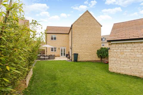 3 bedroom detached house to rent, Culpepper Way, Stamford