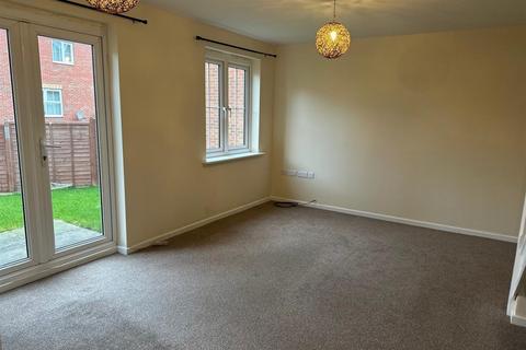 2 bedroom townhouse for sale, Millers Croft, West Yorkshire WF10