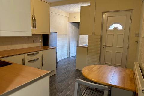 2 bedroom terraced house to rent - Mill Street, Pontefract WF9