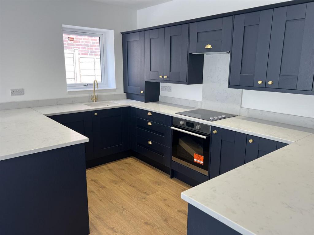 New Road, Old Snydale WF7 2 bed detached bungalow for sale £275,000