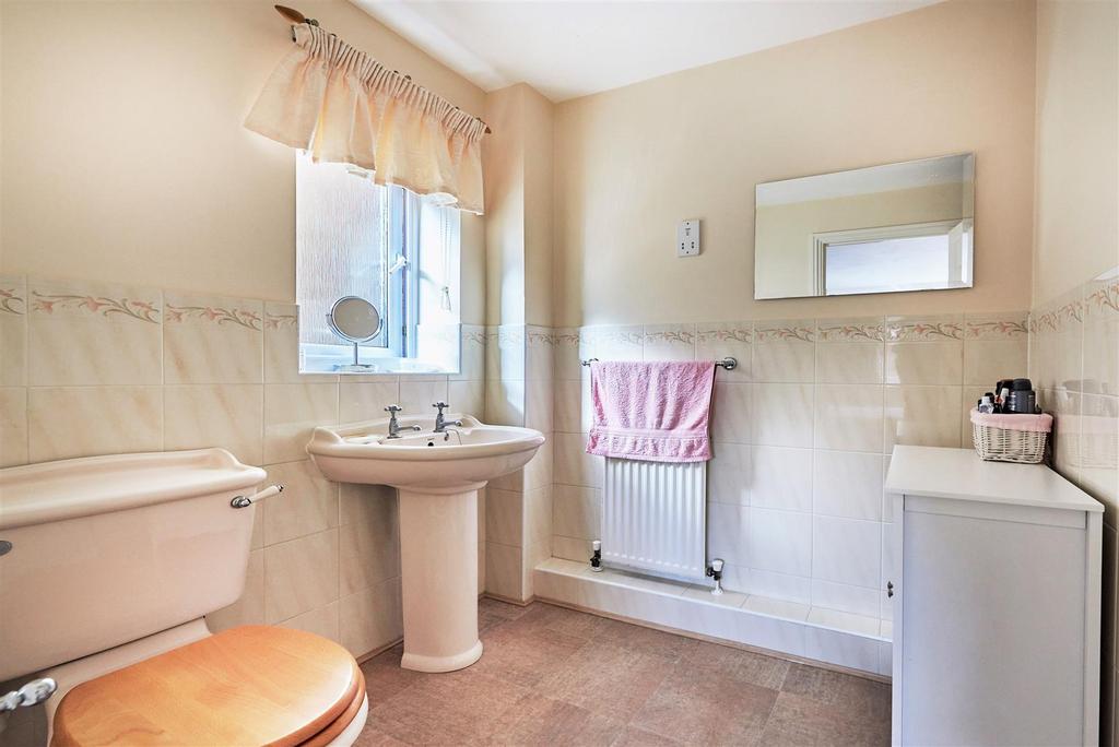 En suite shower room