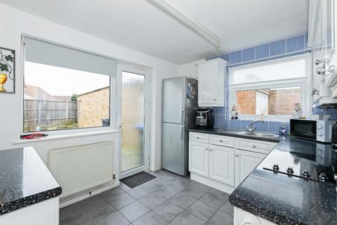 2 bedroom detached bungalow for sale - Ullswater Road, Sompting, Lancing