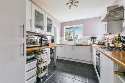 68 Stonecot Hill, Sutton, SM3 9HE
