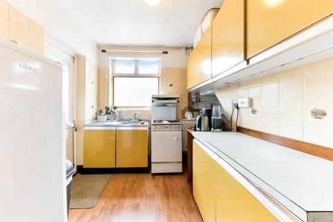 126 Chadacre Road, Epsom, KT17 2HF